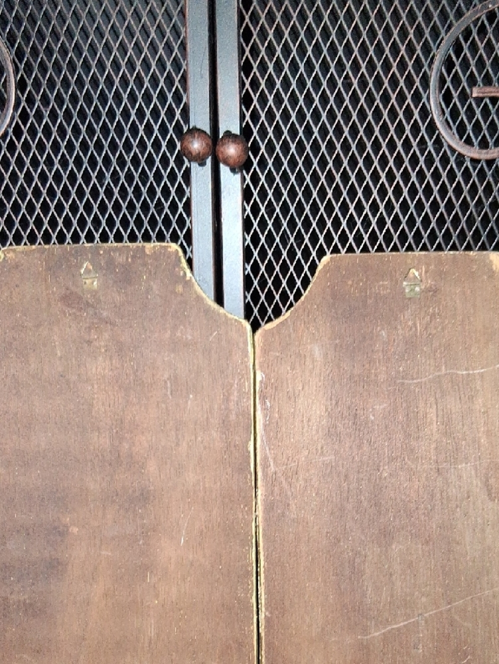 Vintage Pair of Framed Decorative Panels with Gilt Trim - Picture 6 of 8